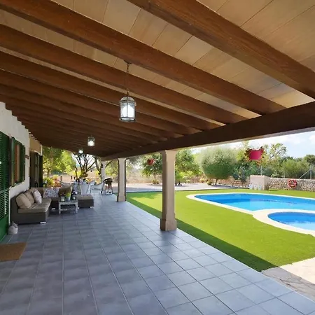 Sa Sargantana Villa *